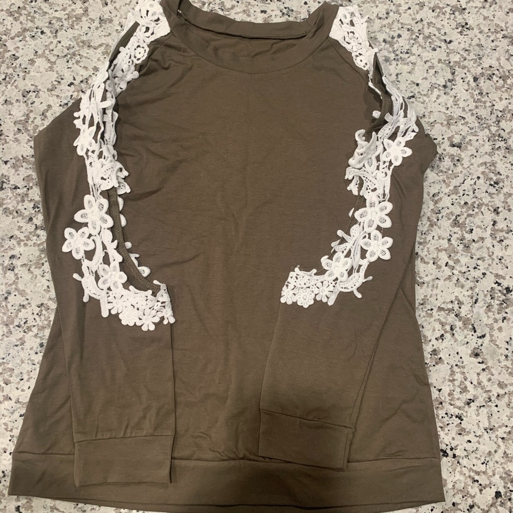 Army Green Cut Out Sleeve Shirt